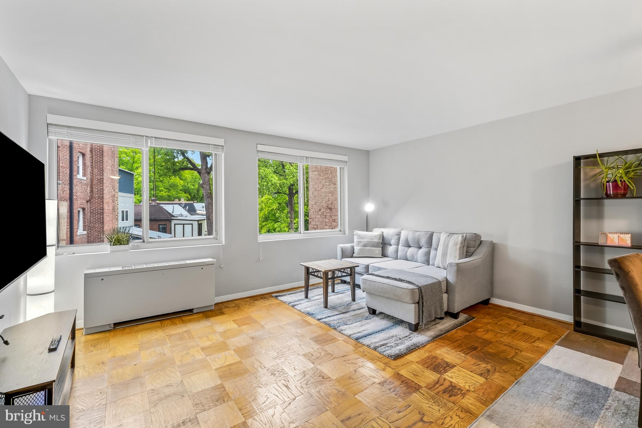 5406 CONNECTICUT AVENUE NW 401