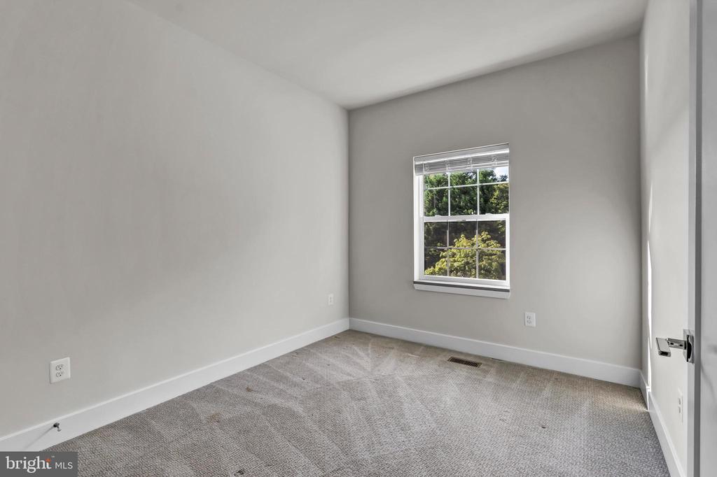 7720 Lexington Ct