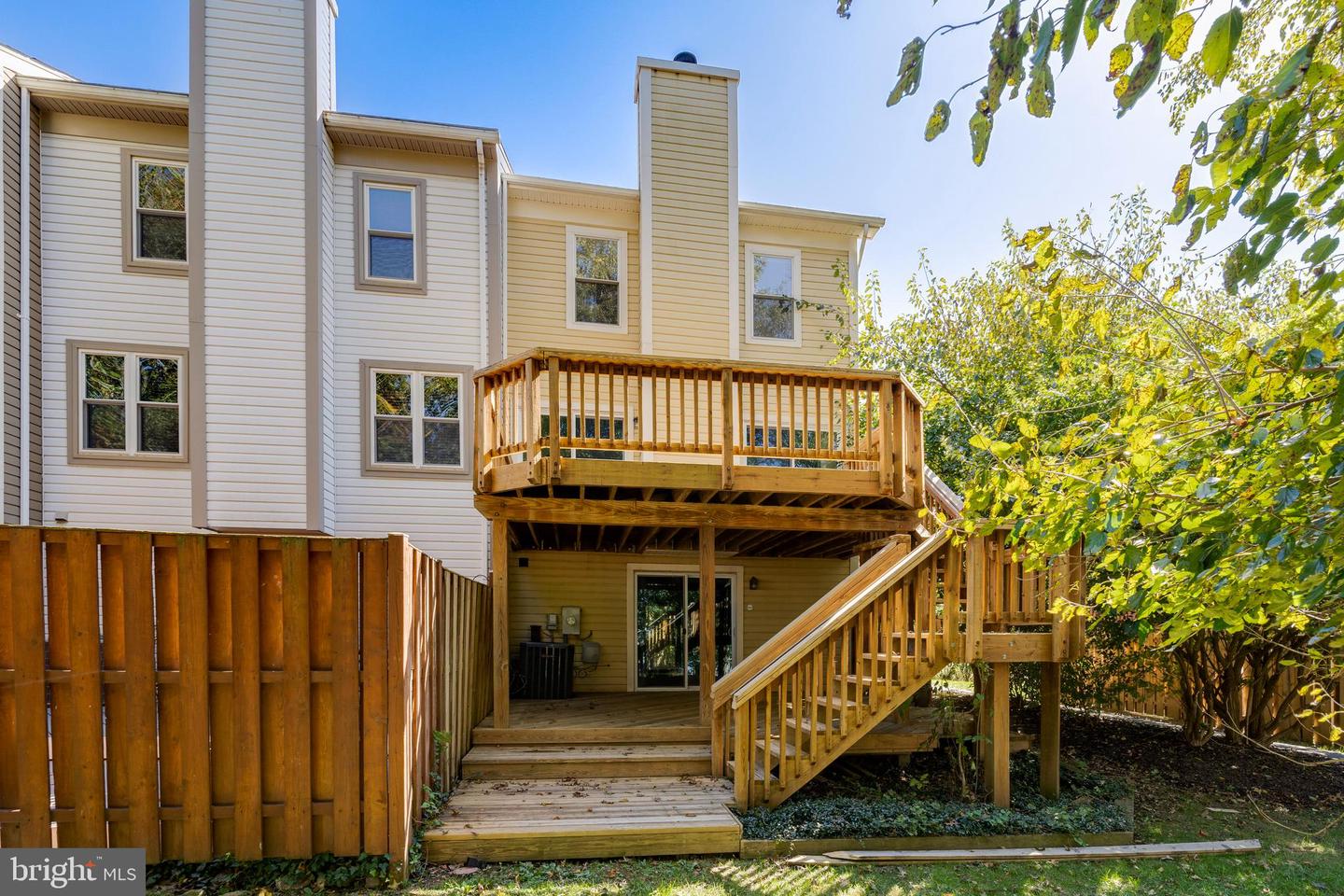 2938 Schoolhouse Cir