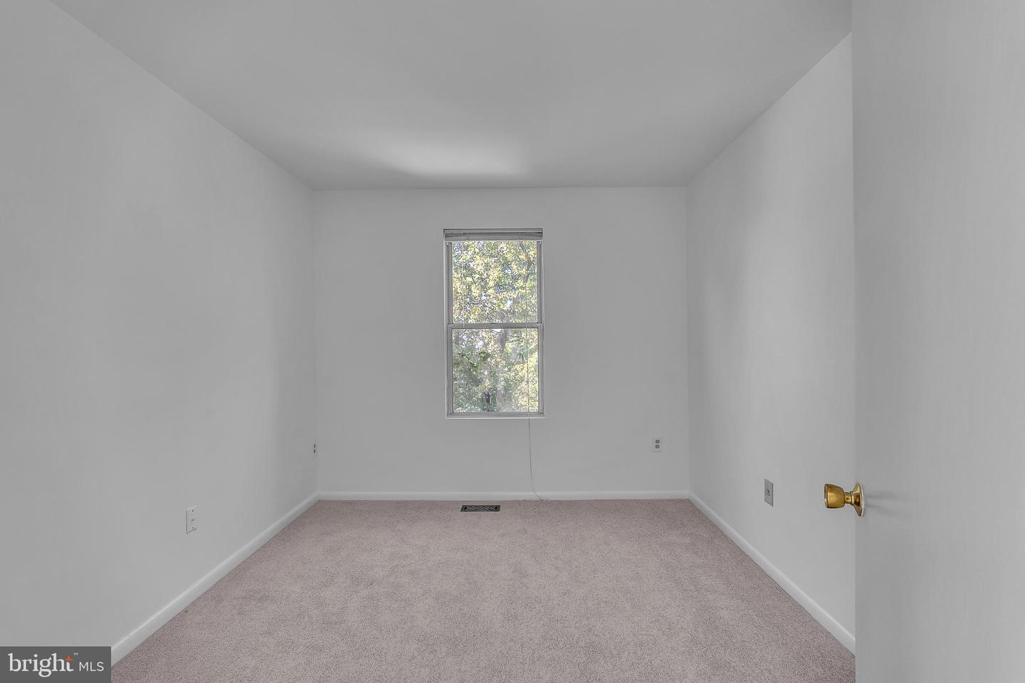 2938 Schoolhouse Cir