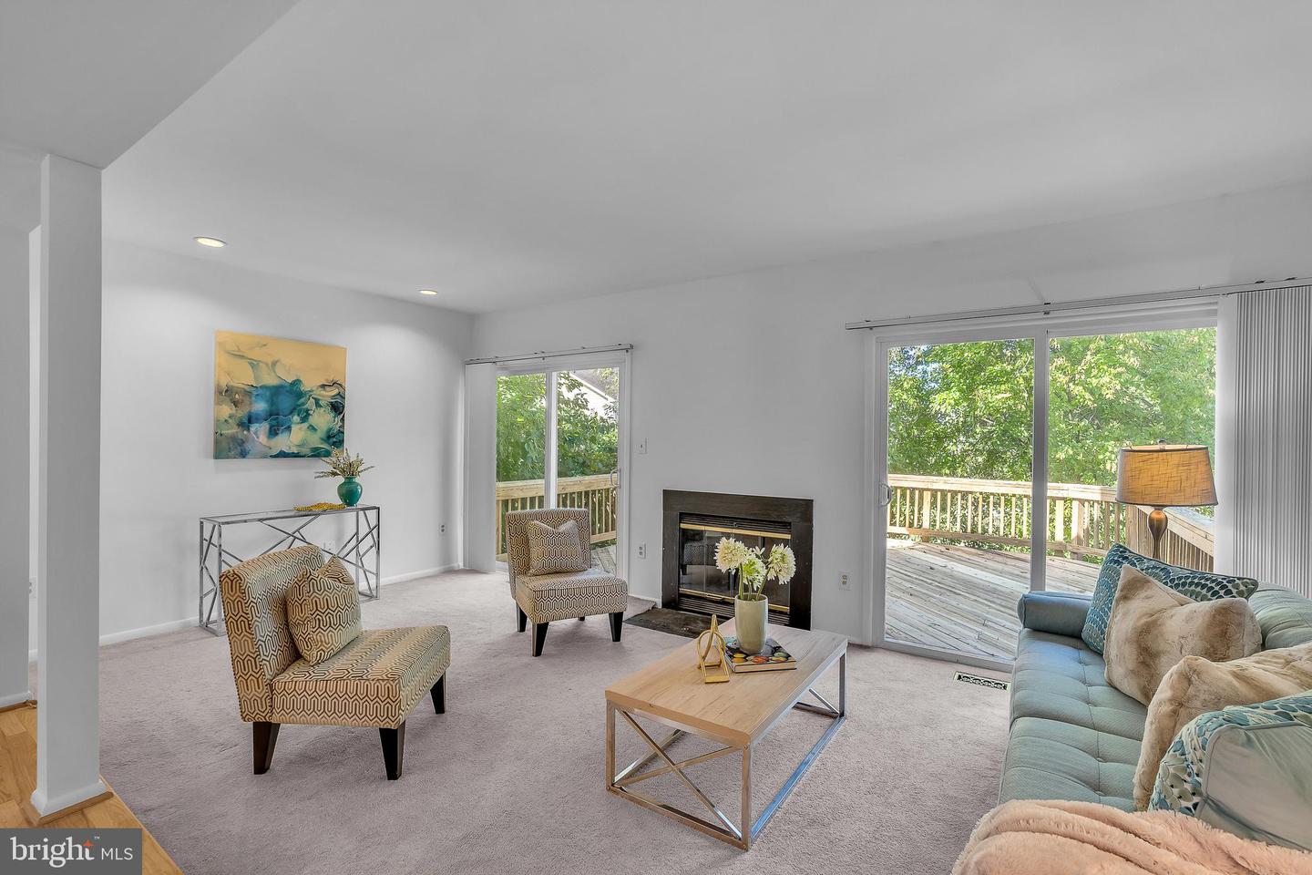 2938 Schoolhouse Cir