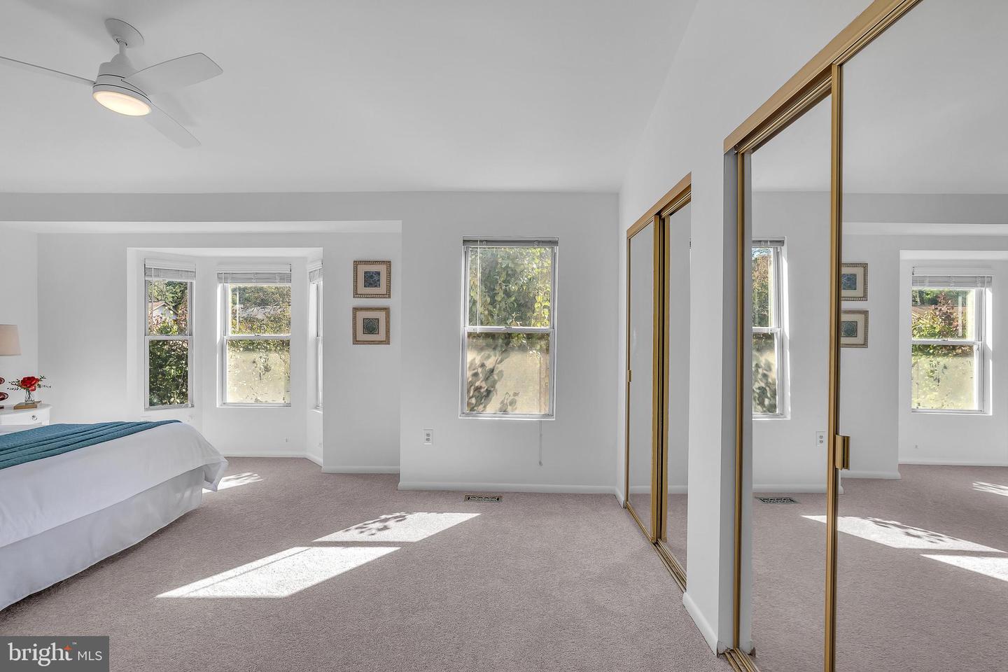 2938 Schoolhouse Cir