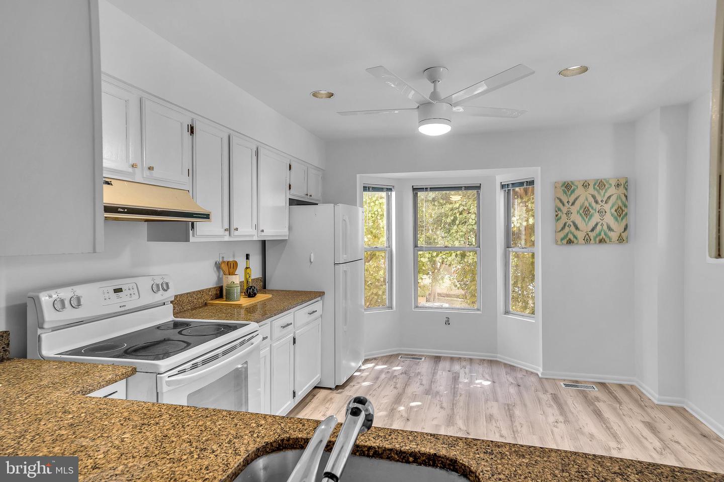 2938 Schoolhouse Cir