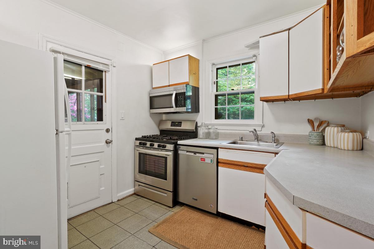 106 Philadelphia Ave