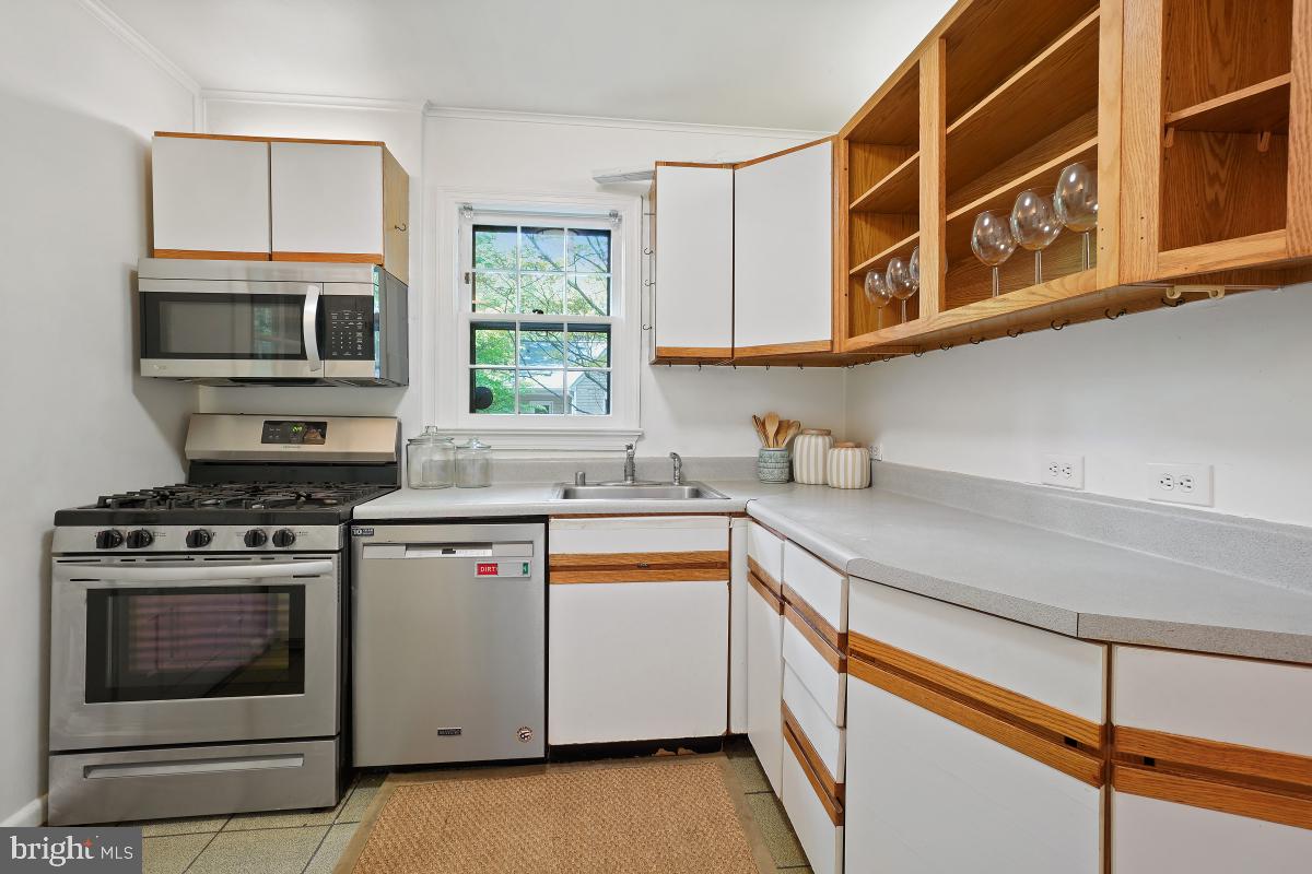 106 Philadelphia Ave