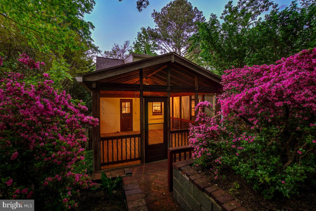 106 Philadelphia Ave