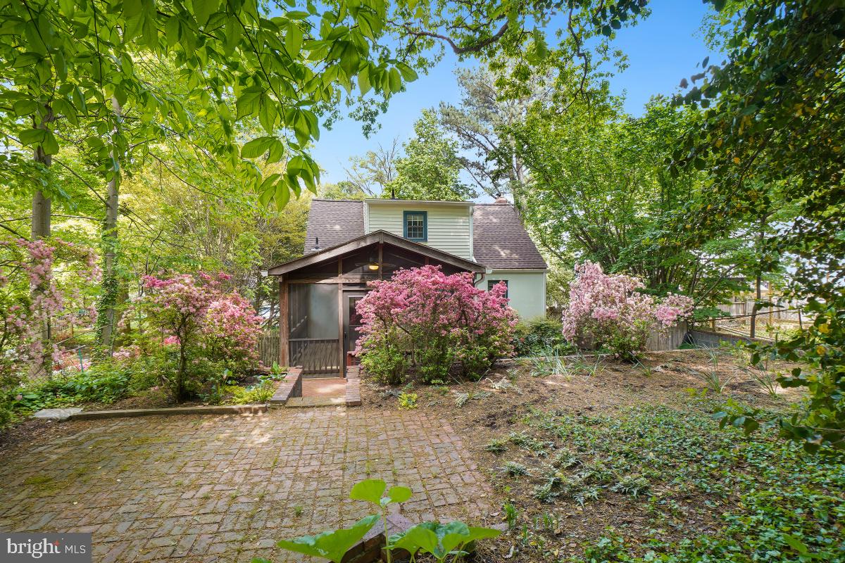 106 Philadelphia Ave