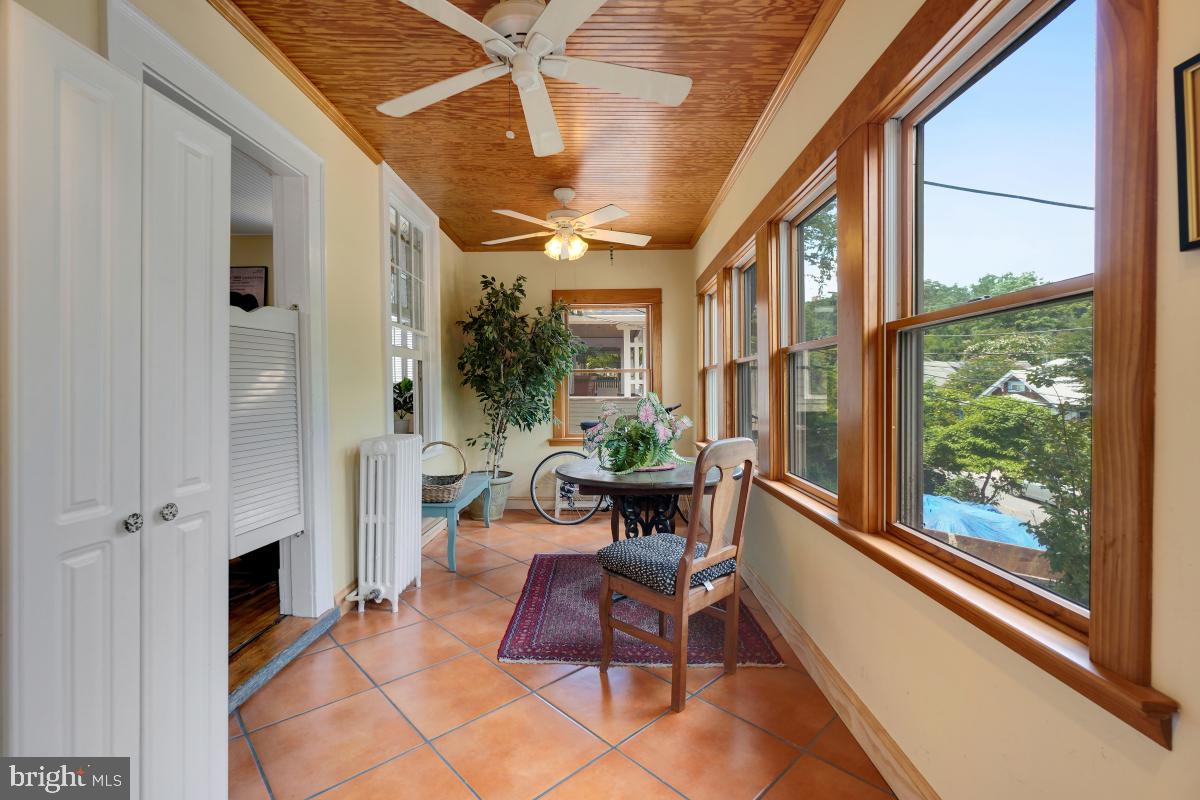 6710 Westmoreland Ave