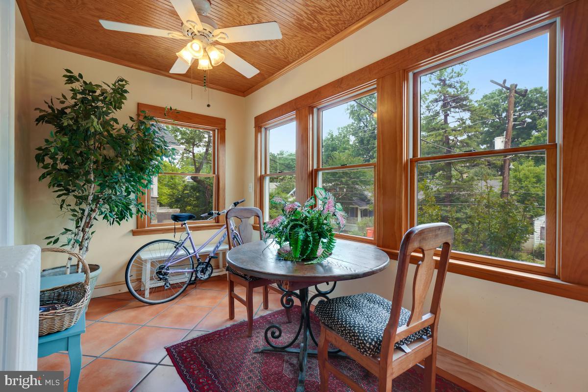 6710 Westmoreland Ave