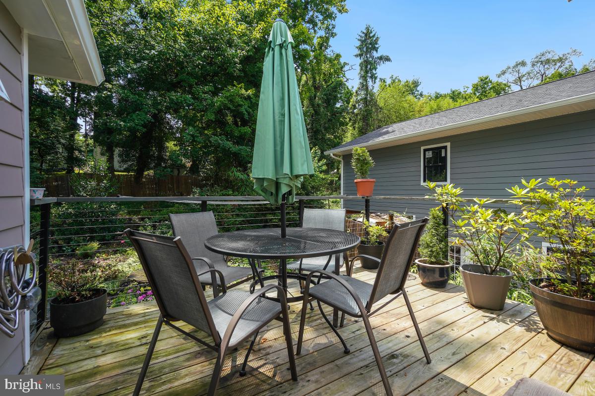 6710 Westmoreland Ave