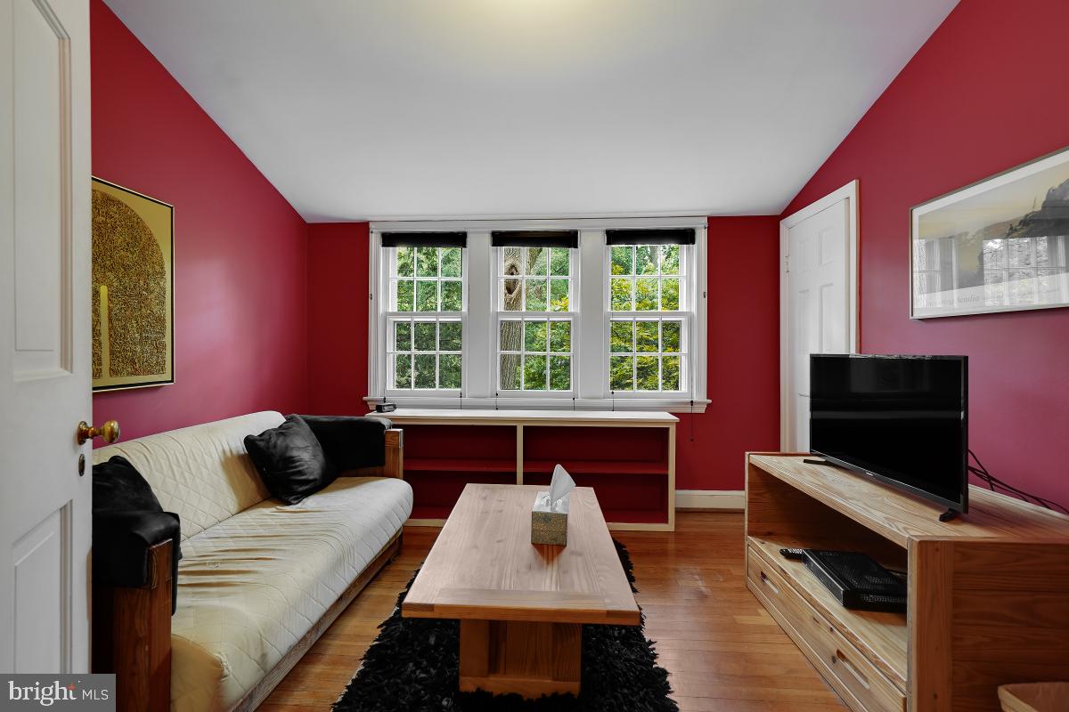 7308 Cedar Ave