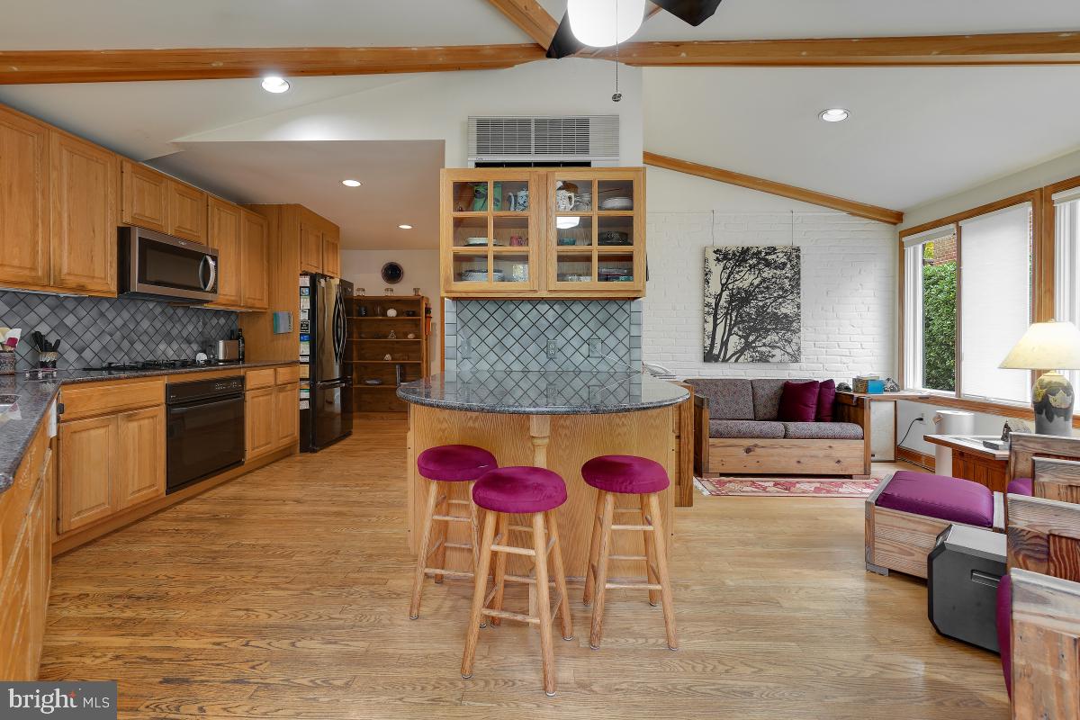 7308 Cedar Ave