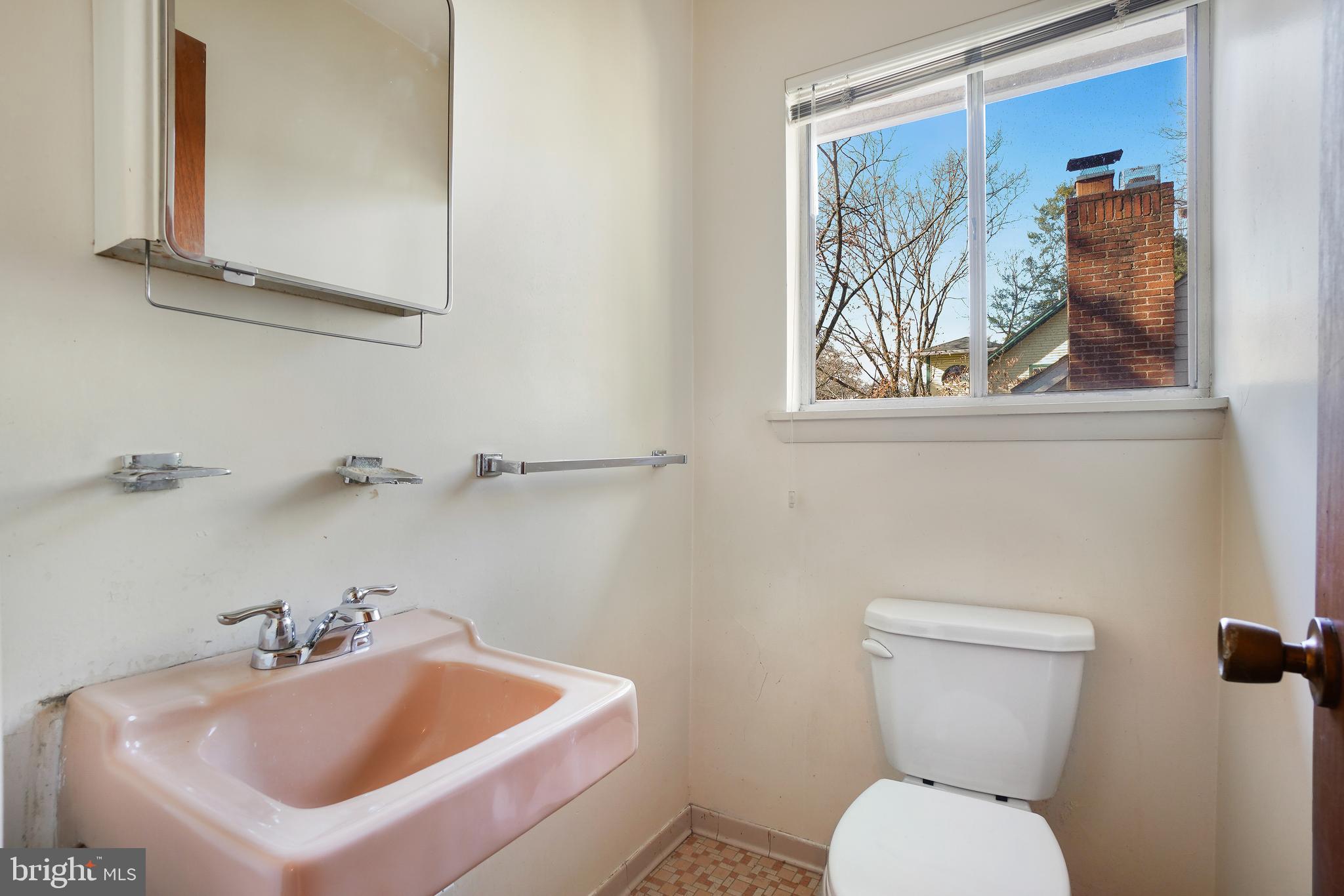 307 Philadelphia Ave