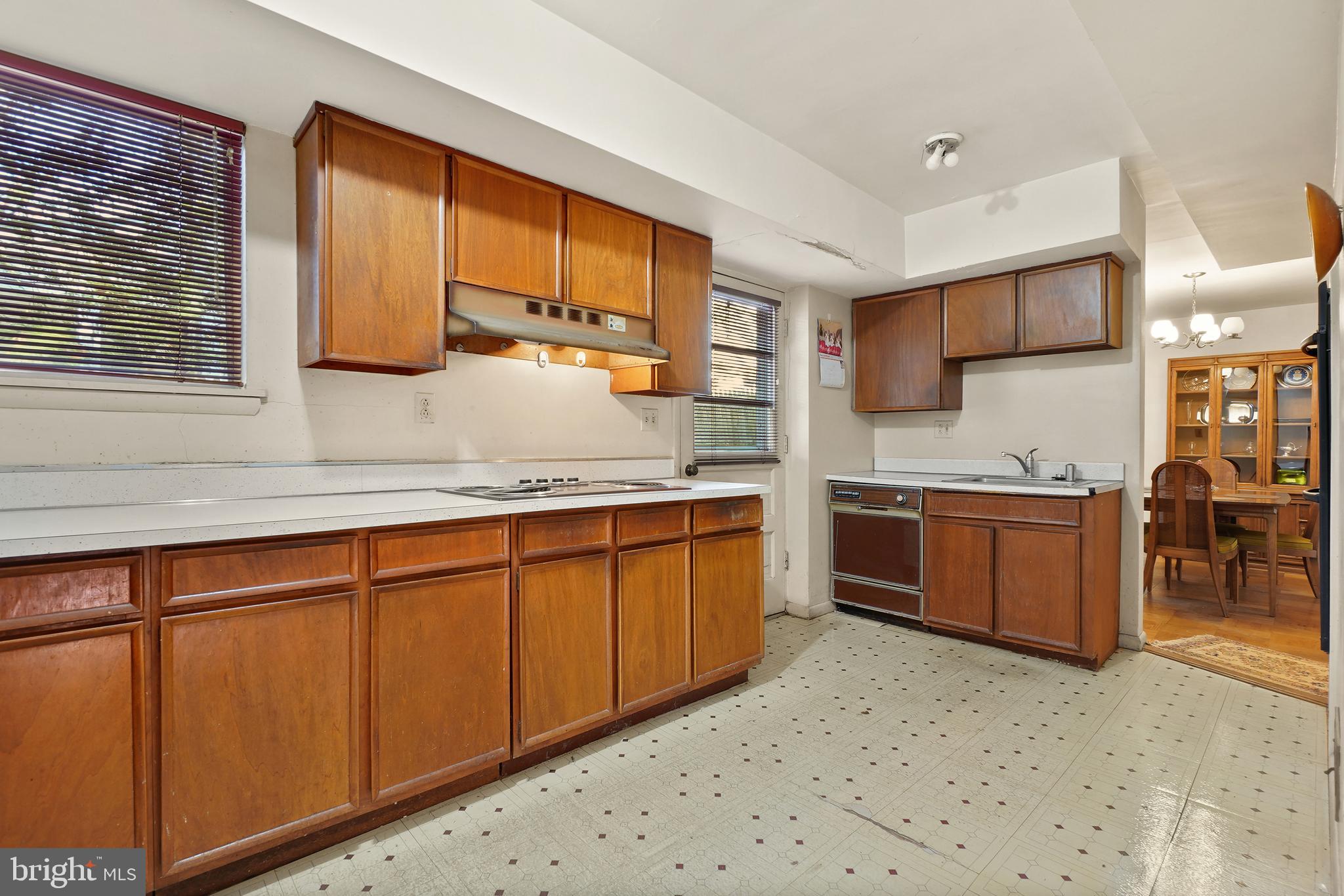 307 Philadelphia Ave