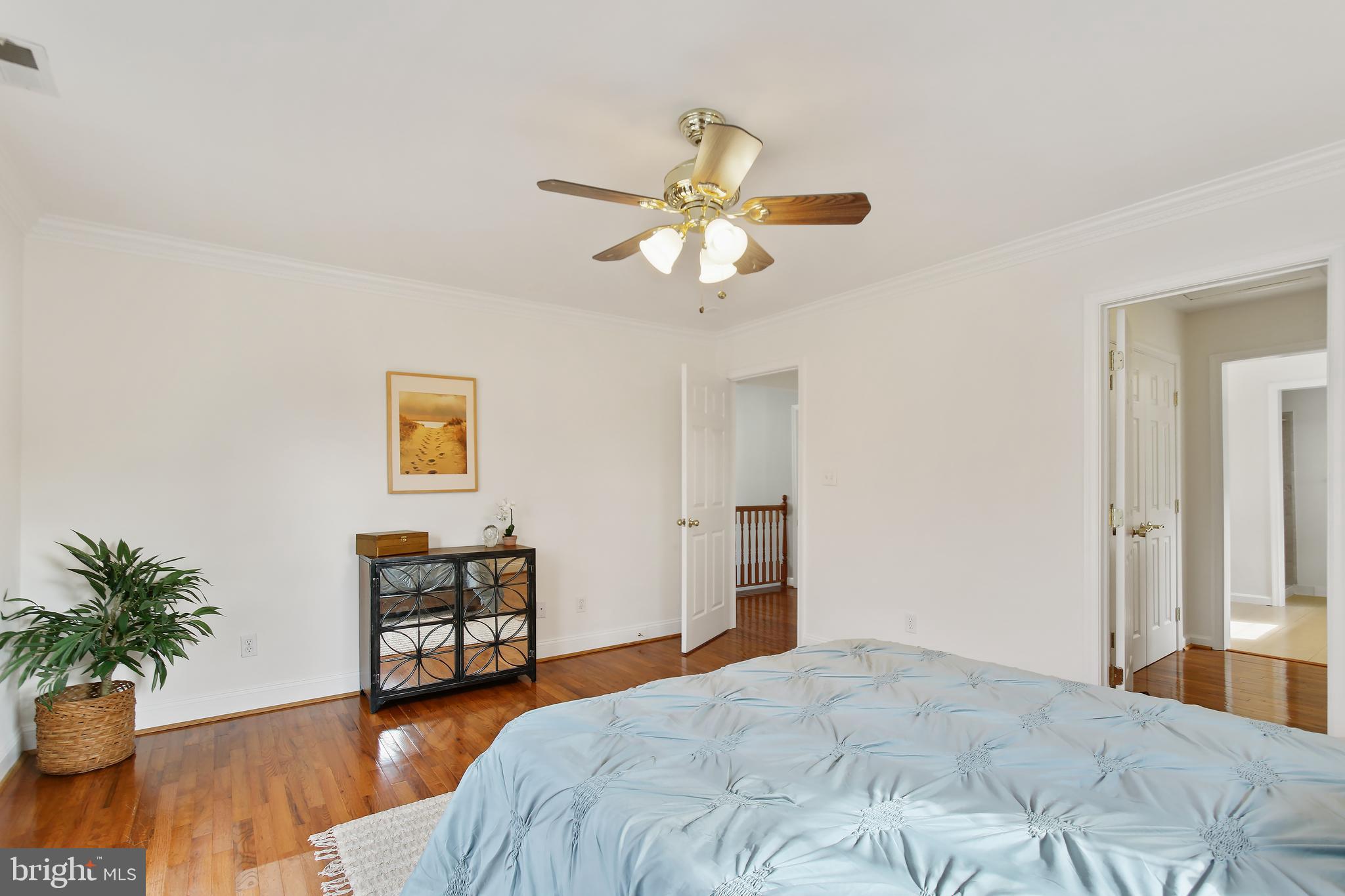 43 Oswego Ave
