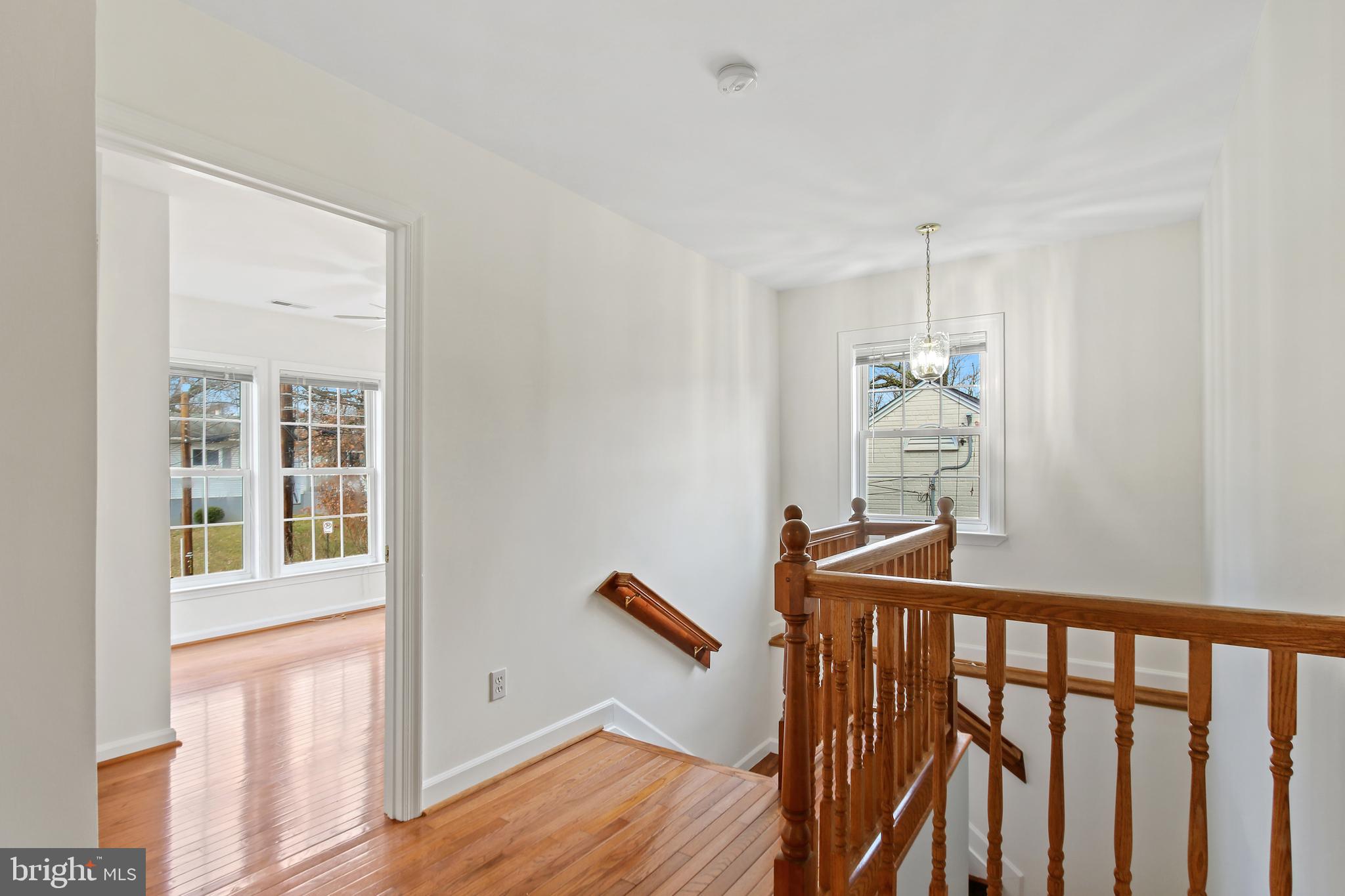 43 Oswego Ave
