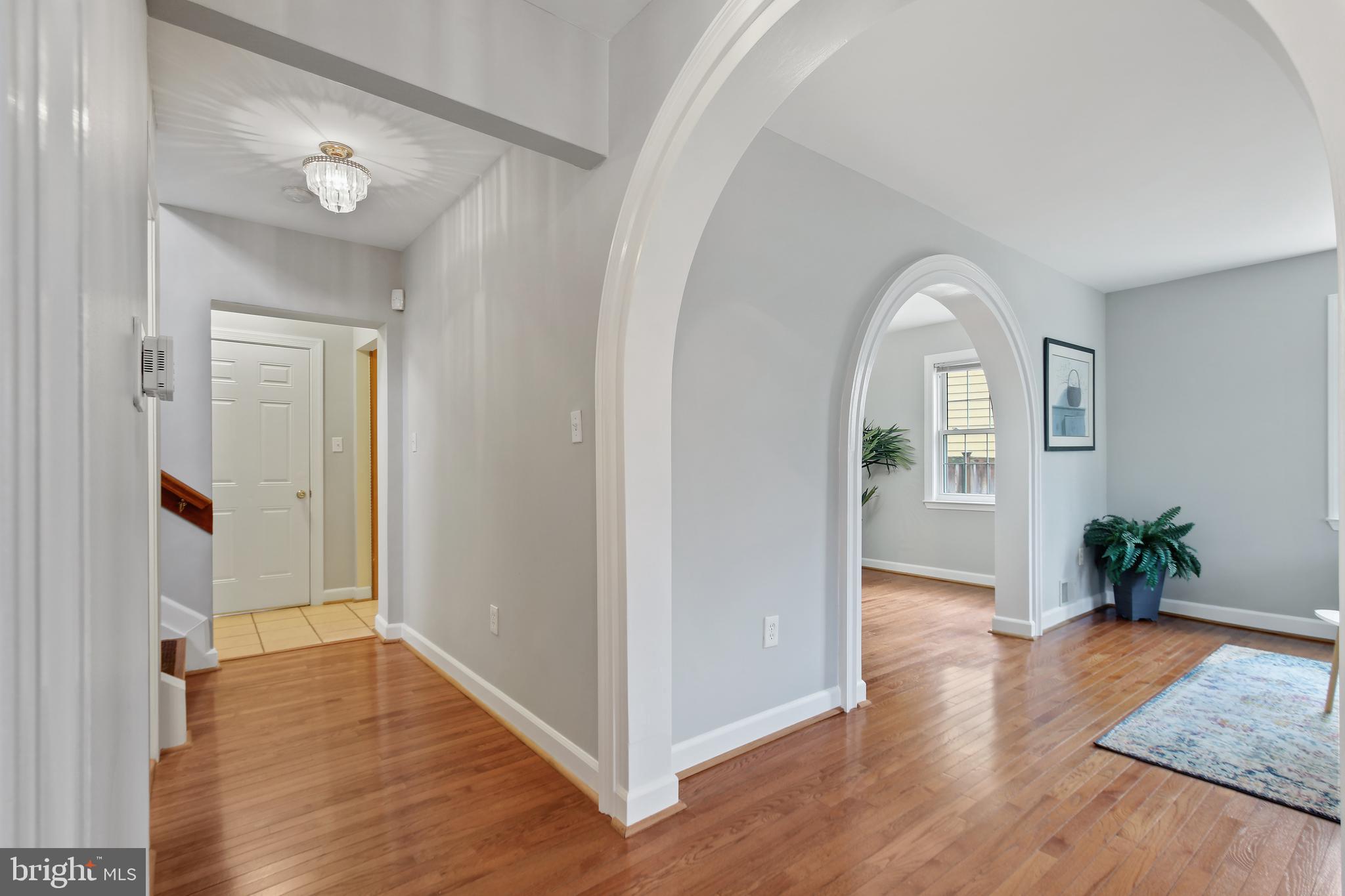 43 Oswego Ave