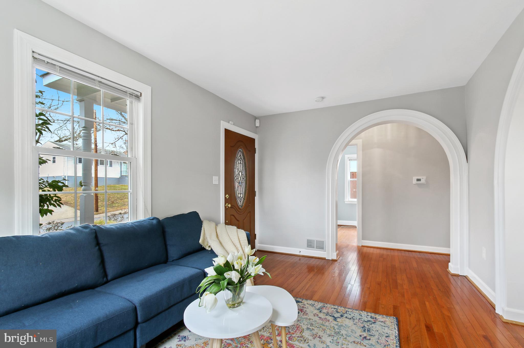 43 Oswego Ave