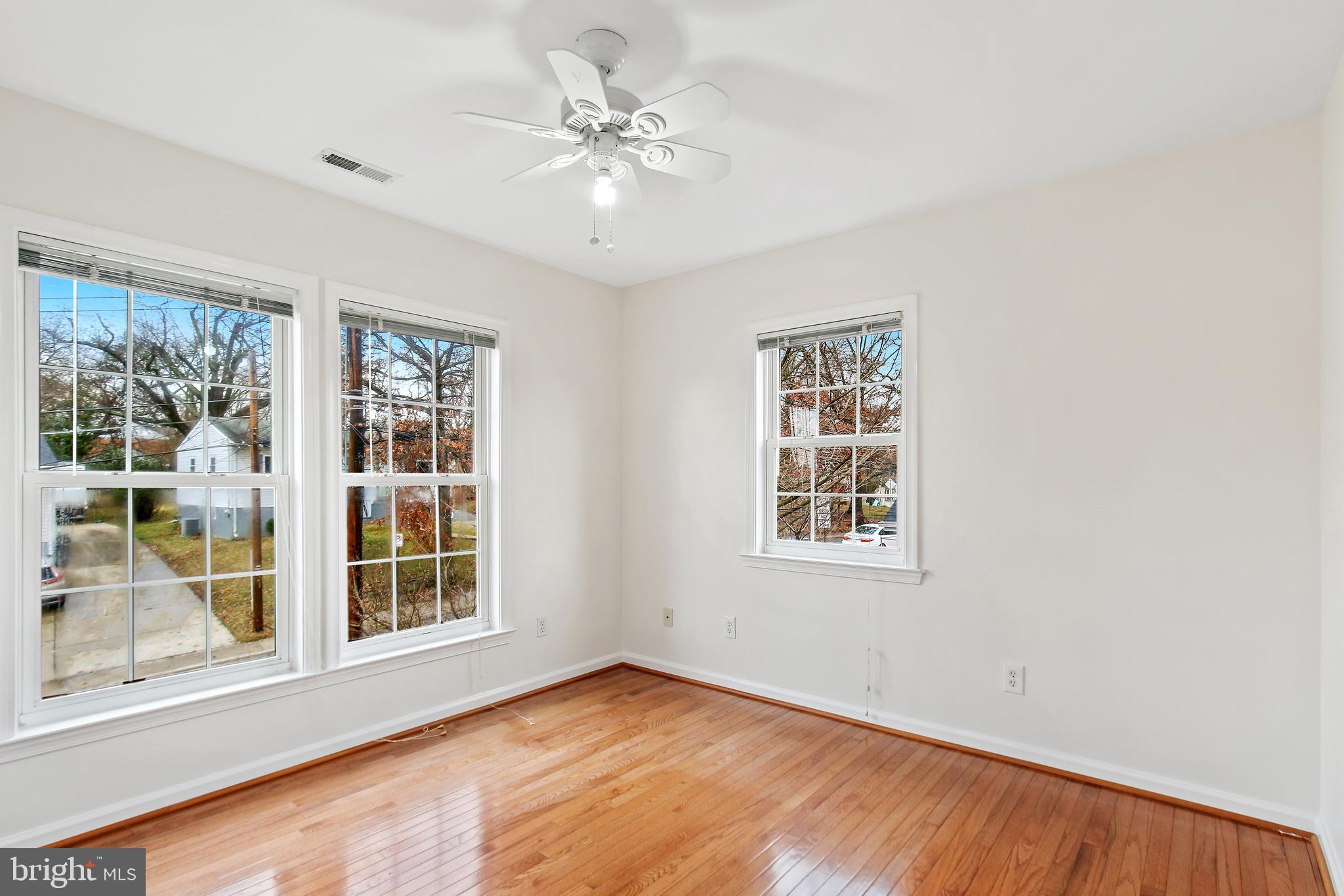 43 Oswego Ave