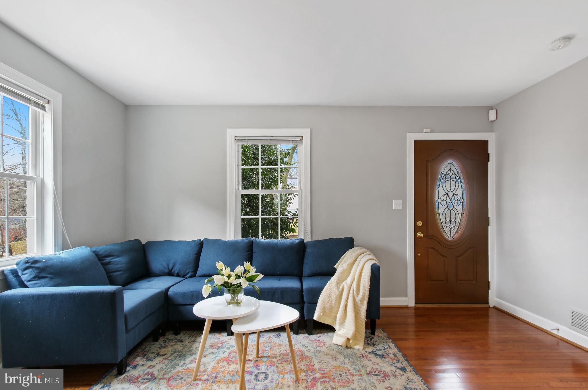 43 Oswego Ave