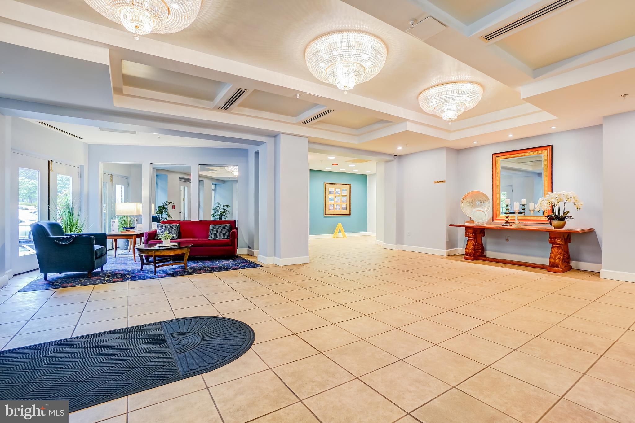 3005 S Leisure World Blvd #817