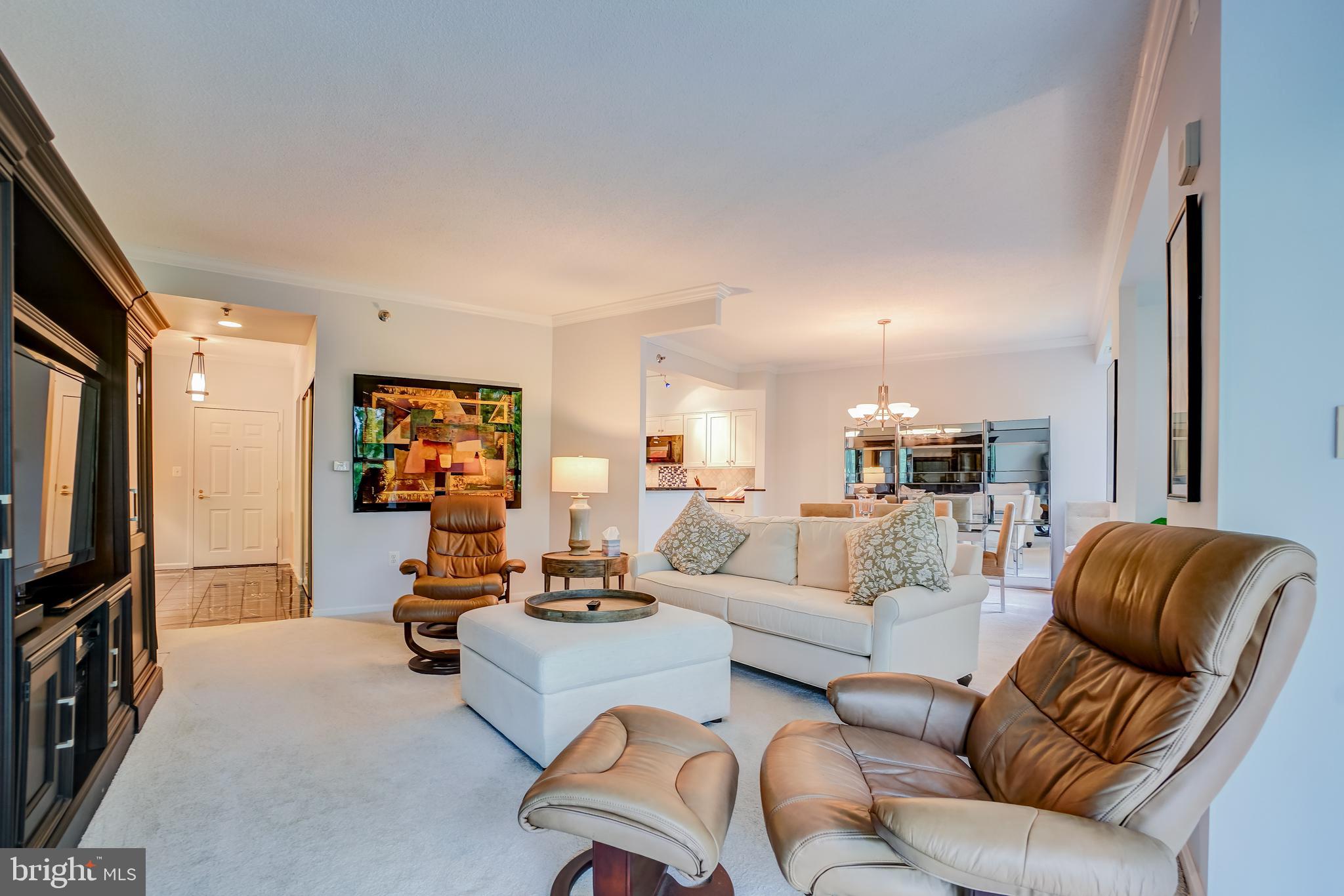 3005 S Leisure World Blvd #817