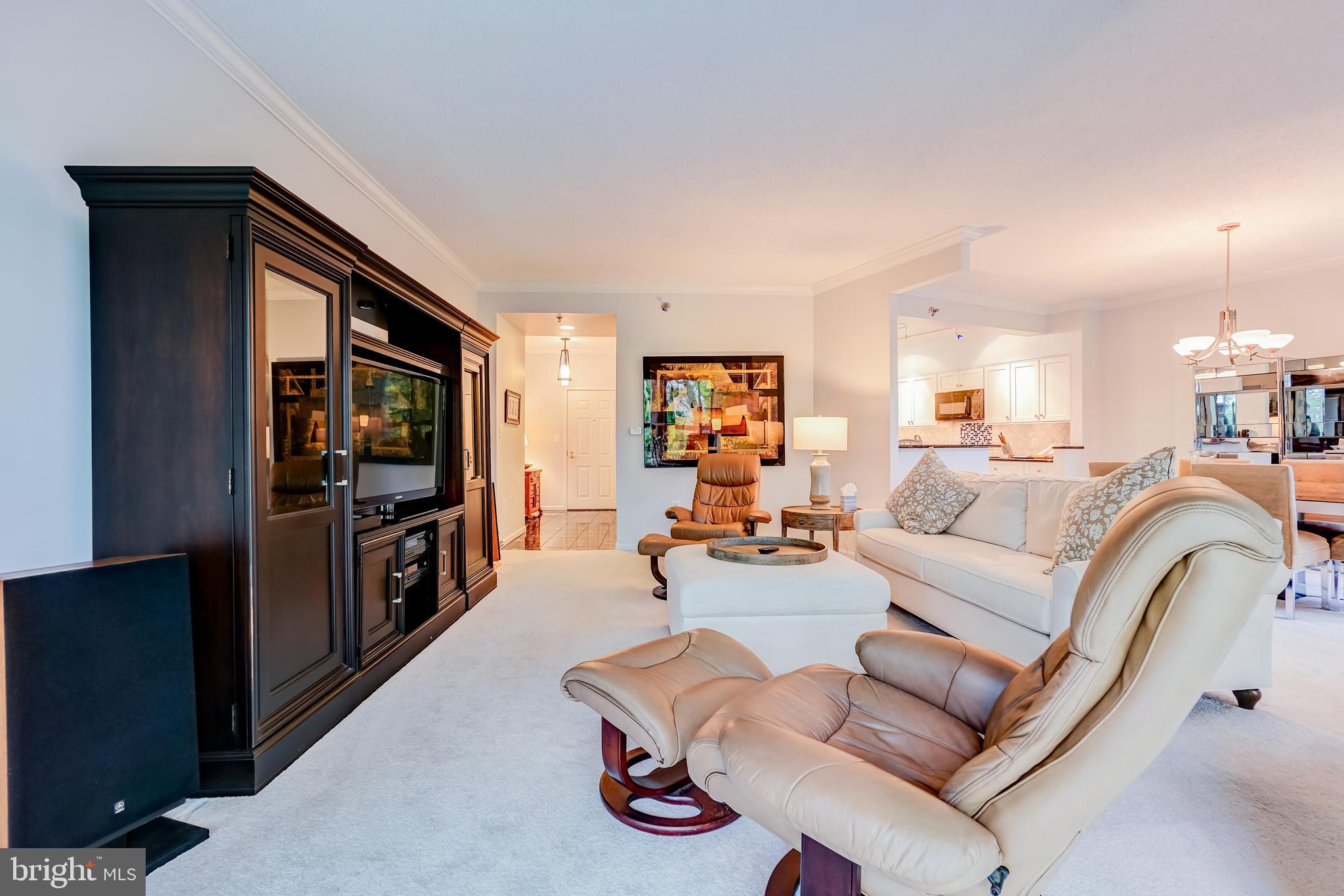 3005 S Leisure World Blvd #817