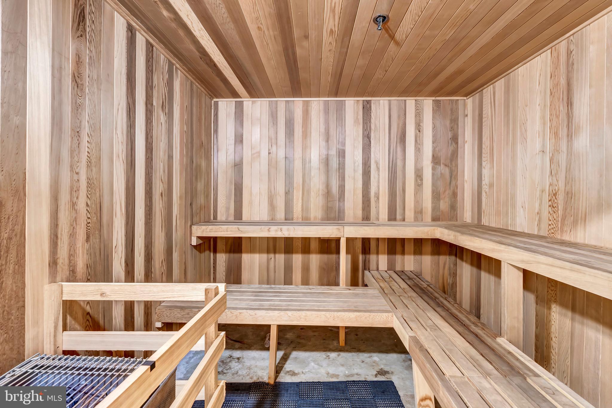 10101 Grosvenor Pl #812