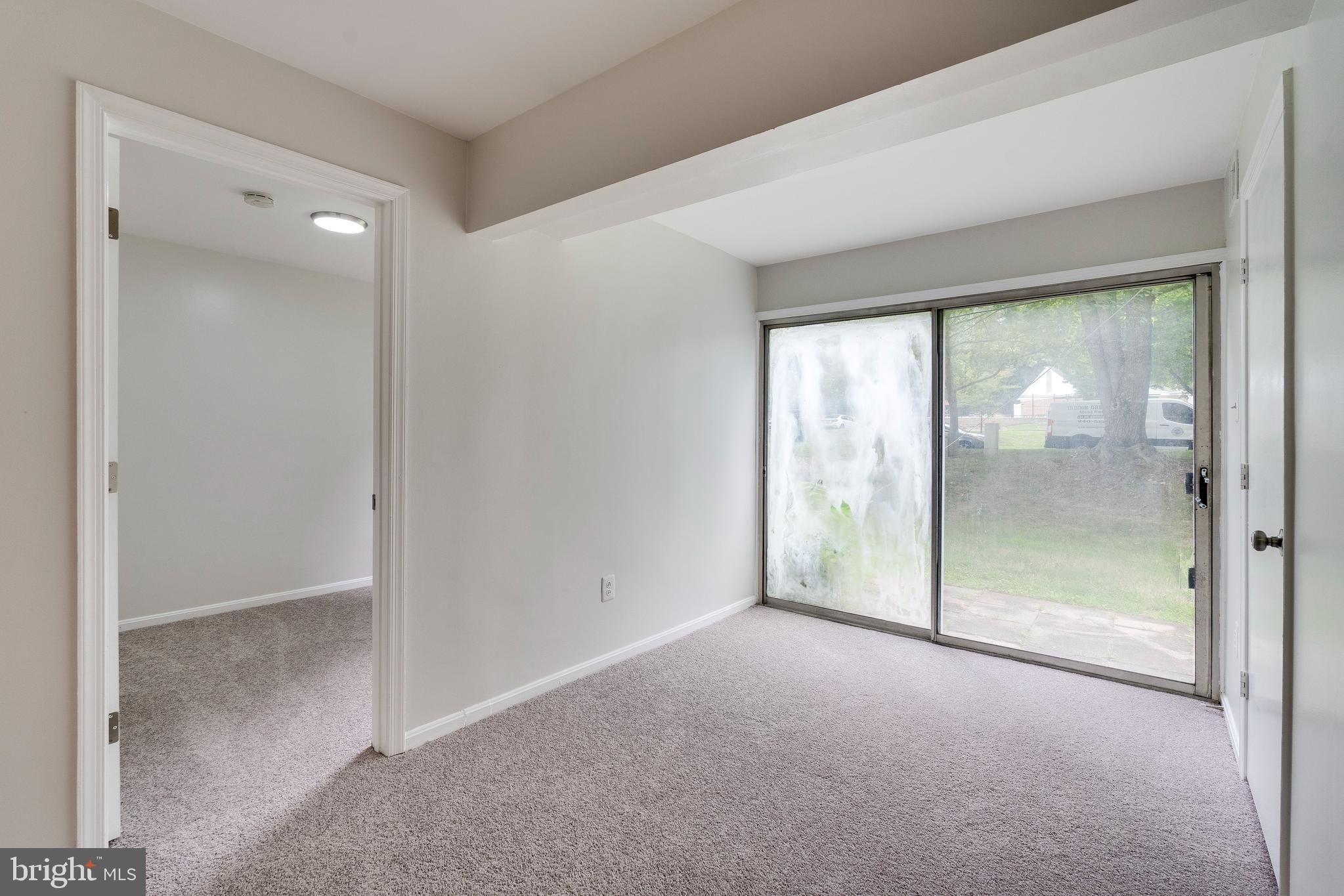 6 Normandy Square Ct #2cb