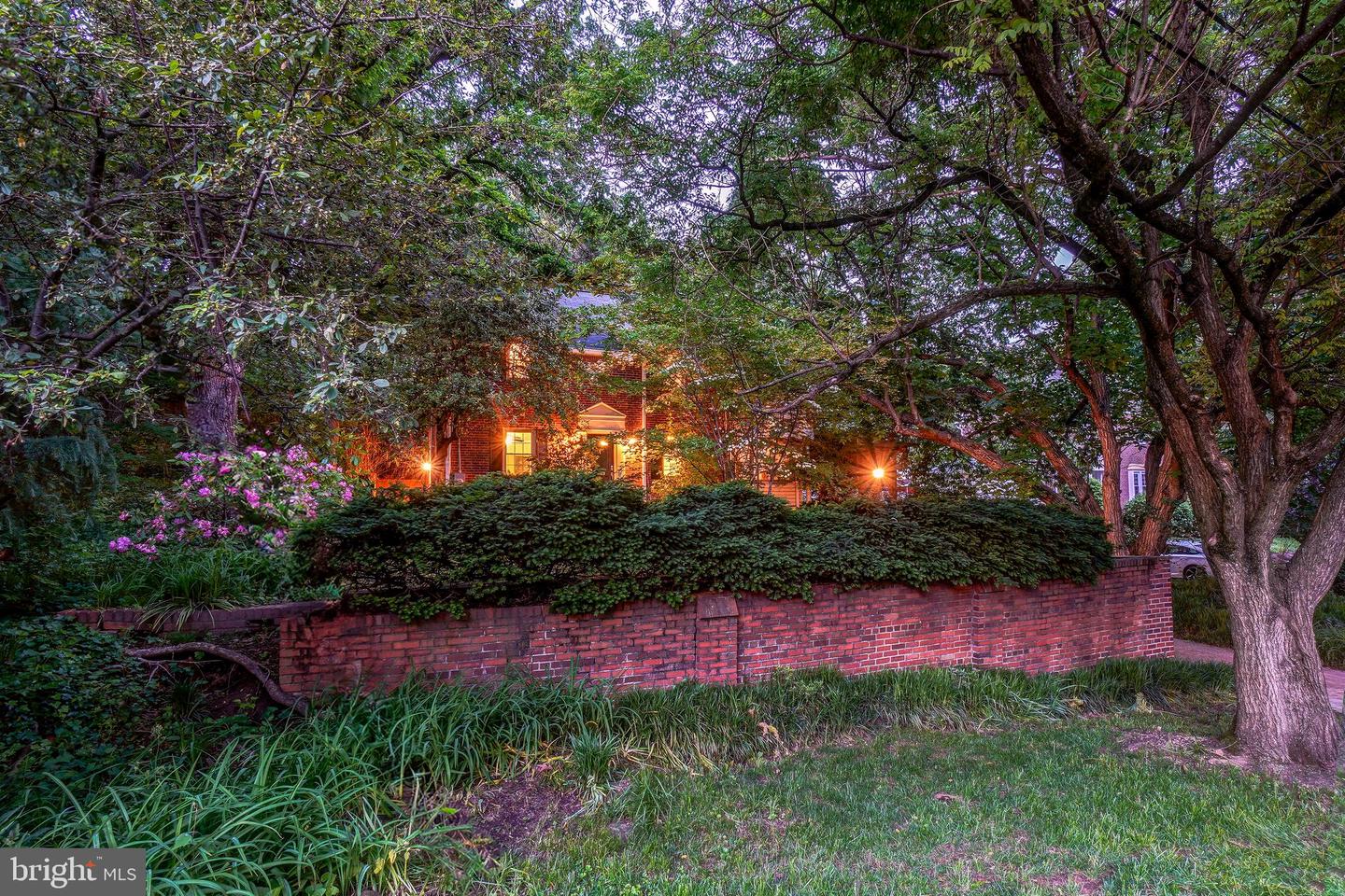 4 Park Valley Rd