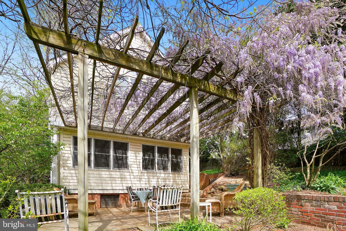 4 Park Valley Rd