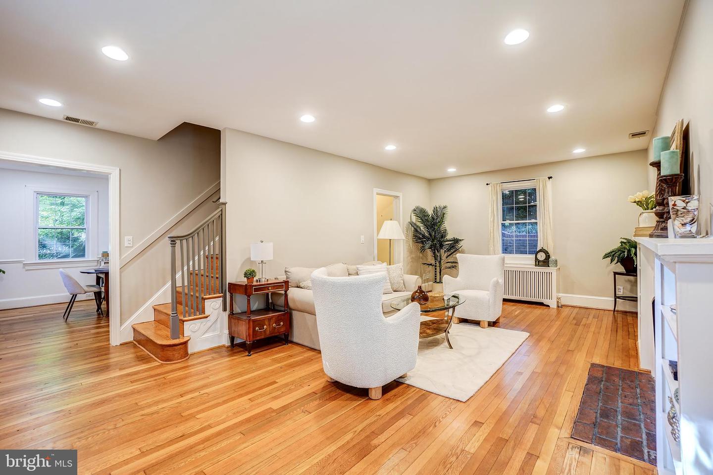 4 Park Valley Rd