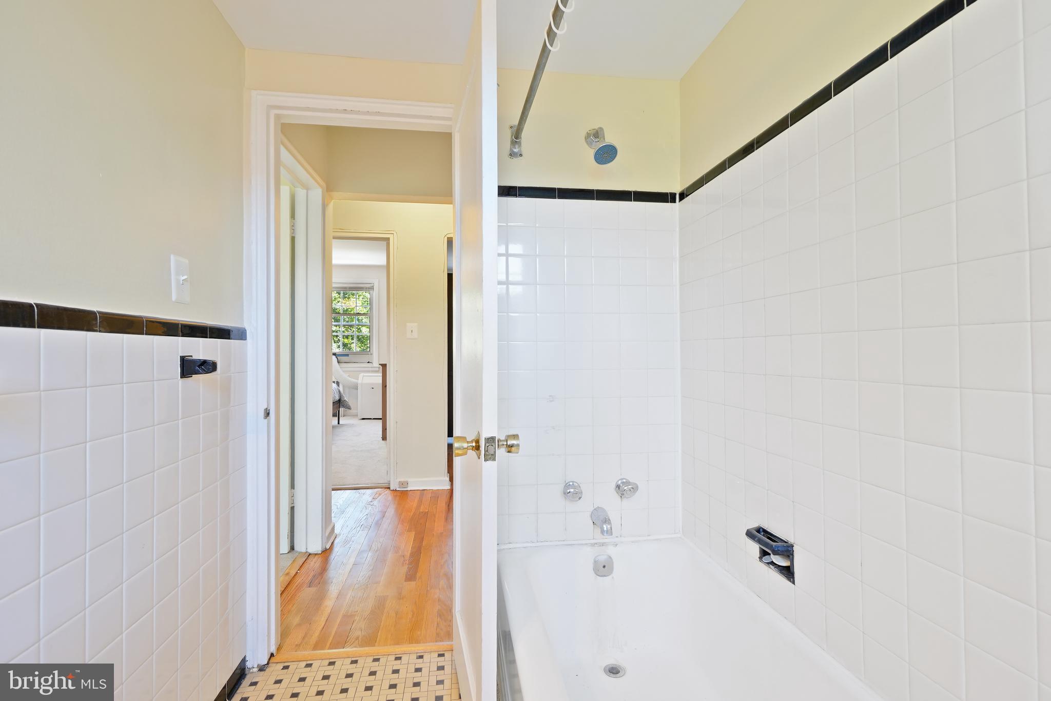 2310 Colston Dr #201