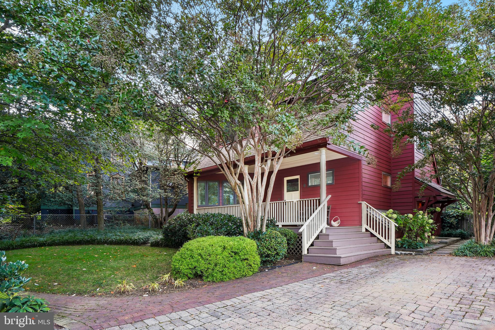 6 Montgomery Ave