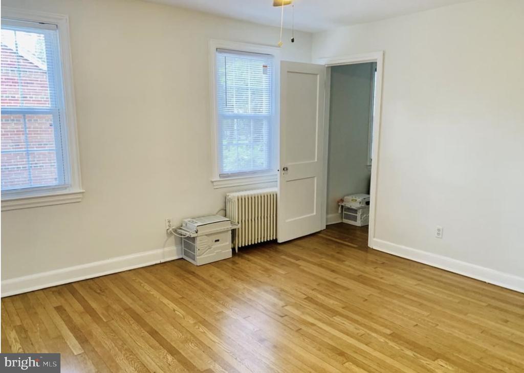 903 Erie Ave