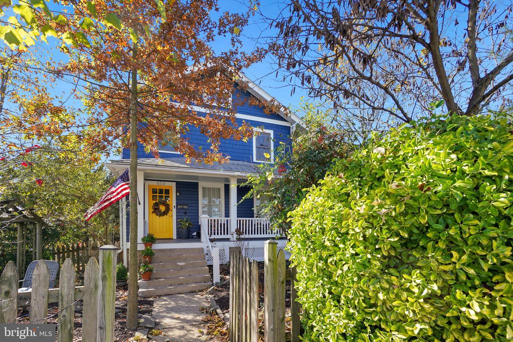 439 Ethan Allen Ave
