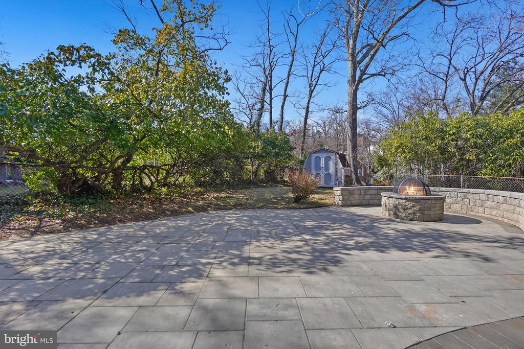 403 Lincoln Ave