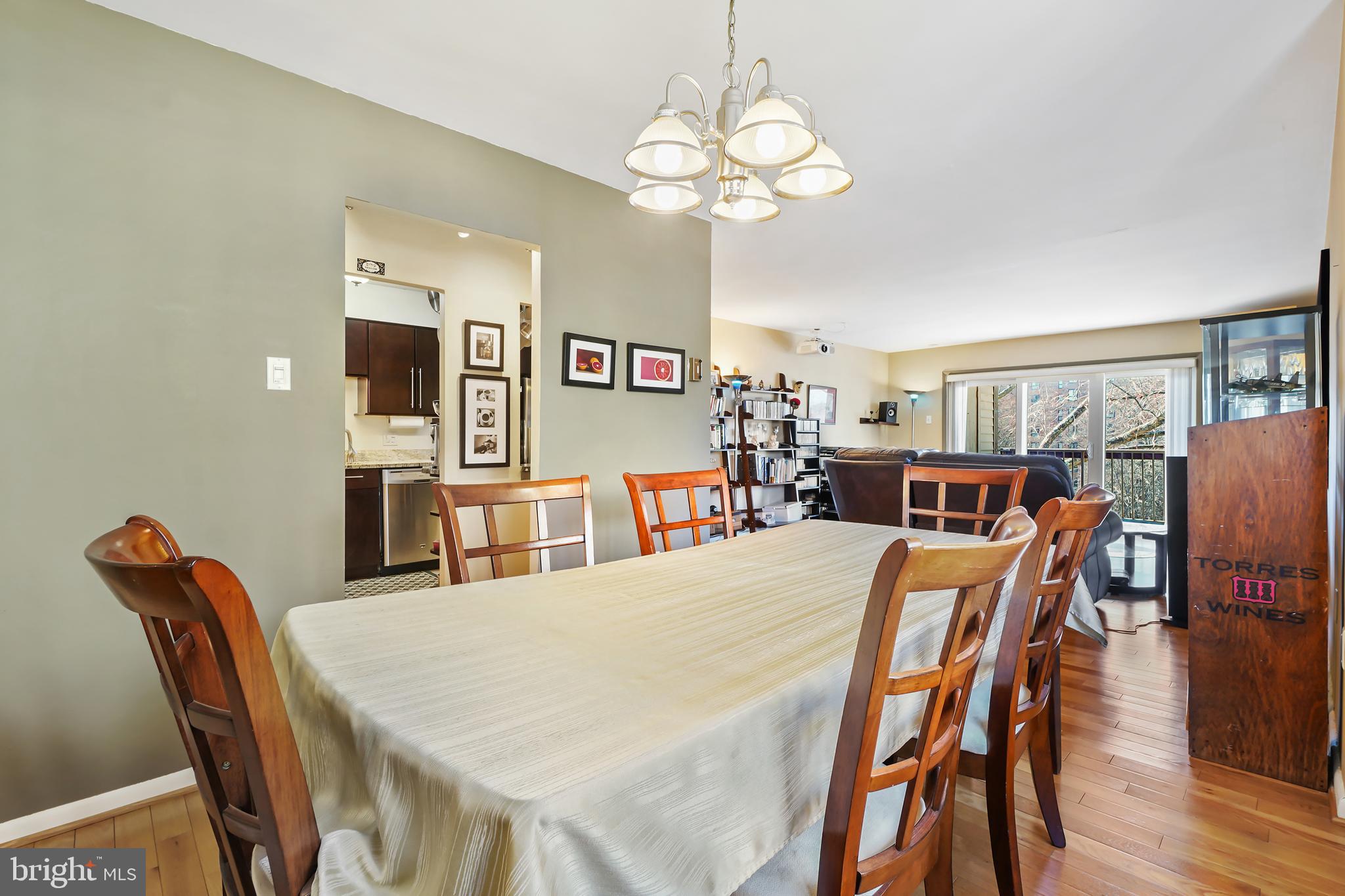 7420 Lakeview Dr #408w