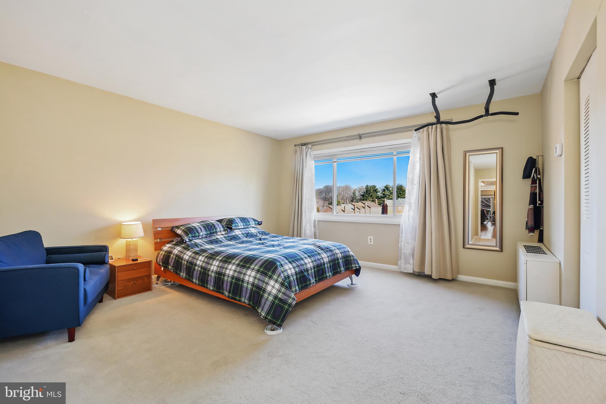 7420 Lakeview Dr #408w