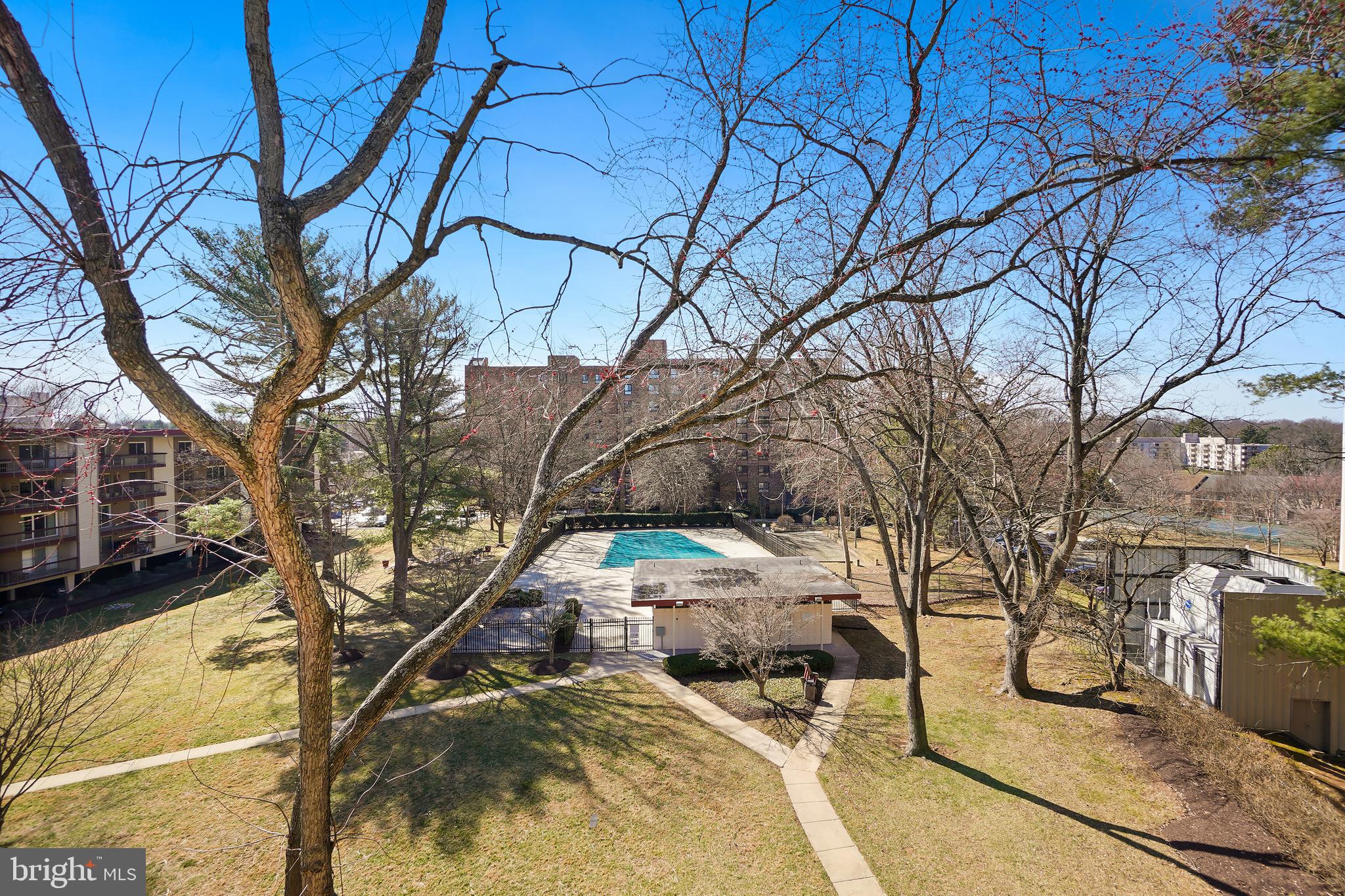 7420 Lakeview Dr #408w