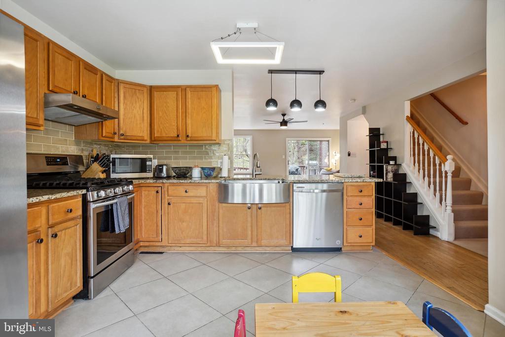 6427 Orchard Ave
