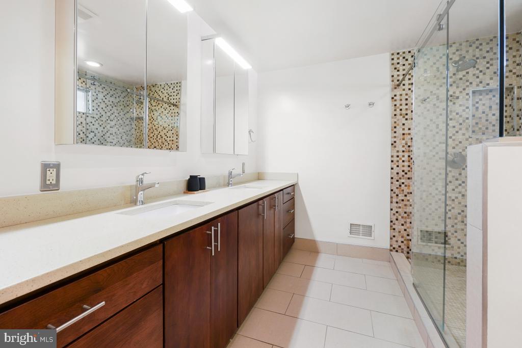 9131 SLIGO CREEK PARKWAY