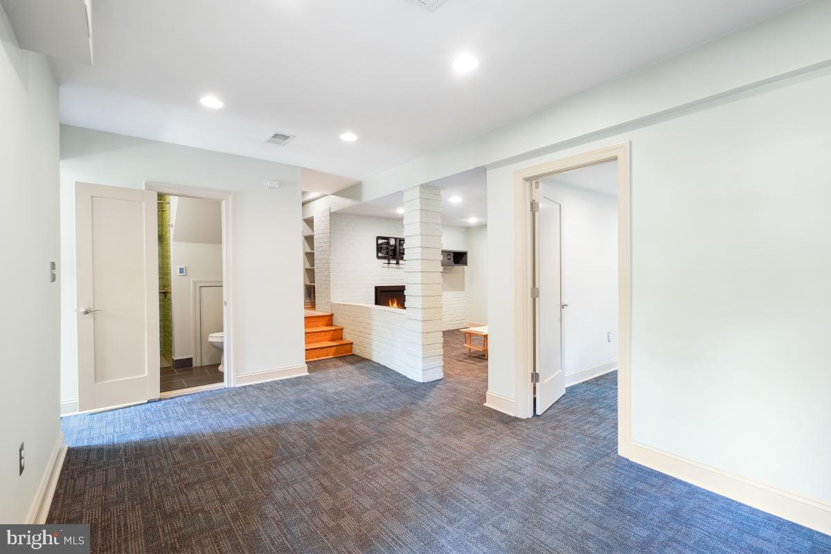 9131 SLIGO CREEK PARKWAY