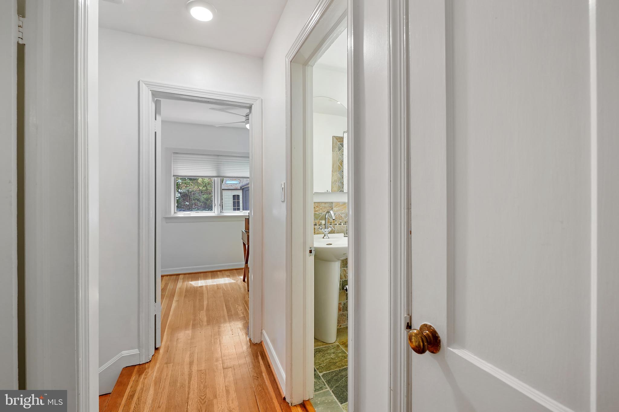 925 Sligo Creek Pkwy