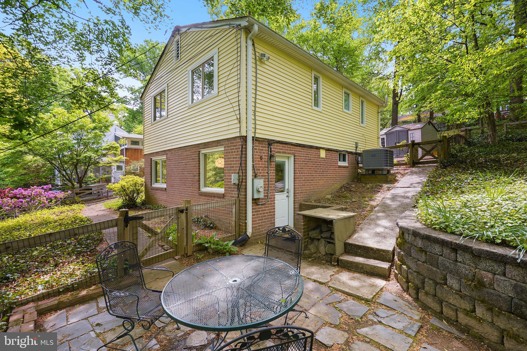 925 Sligo Creek Pkwy