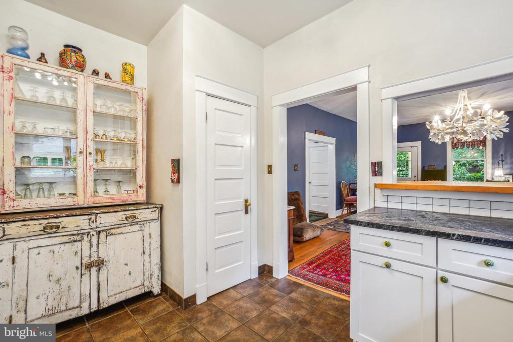 15 Jefferson Ave