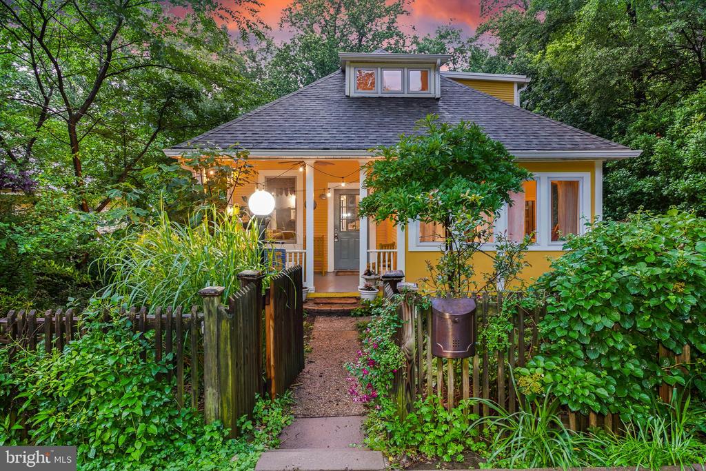 15 Jefferson Ave