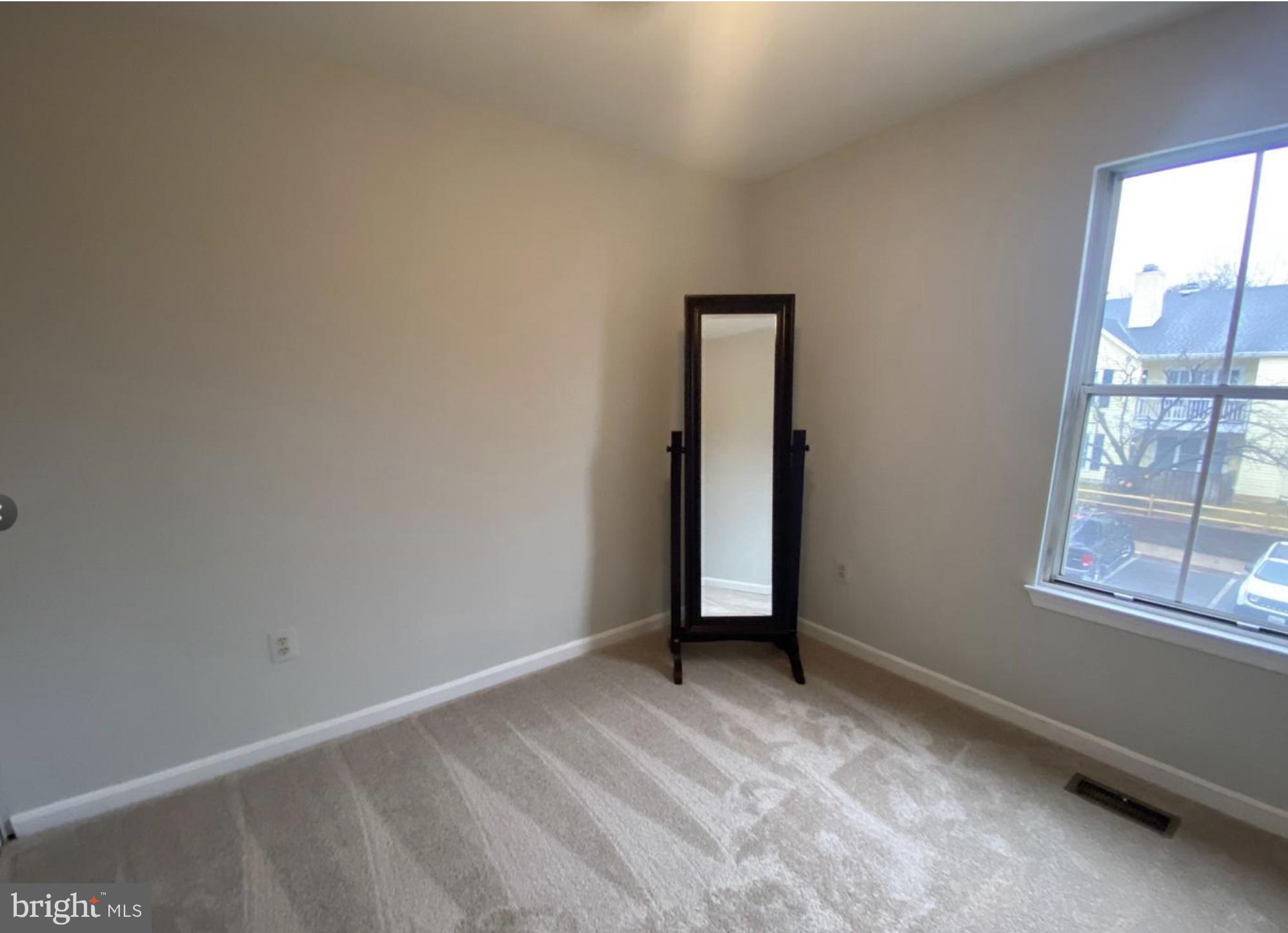 18270 ROLLING MEADOW WAY