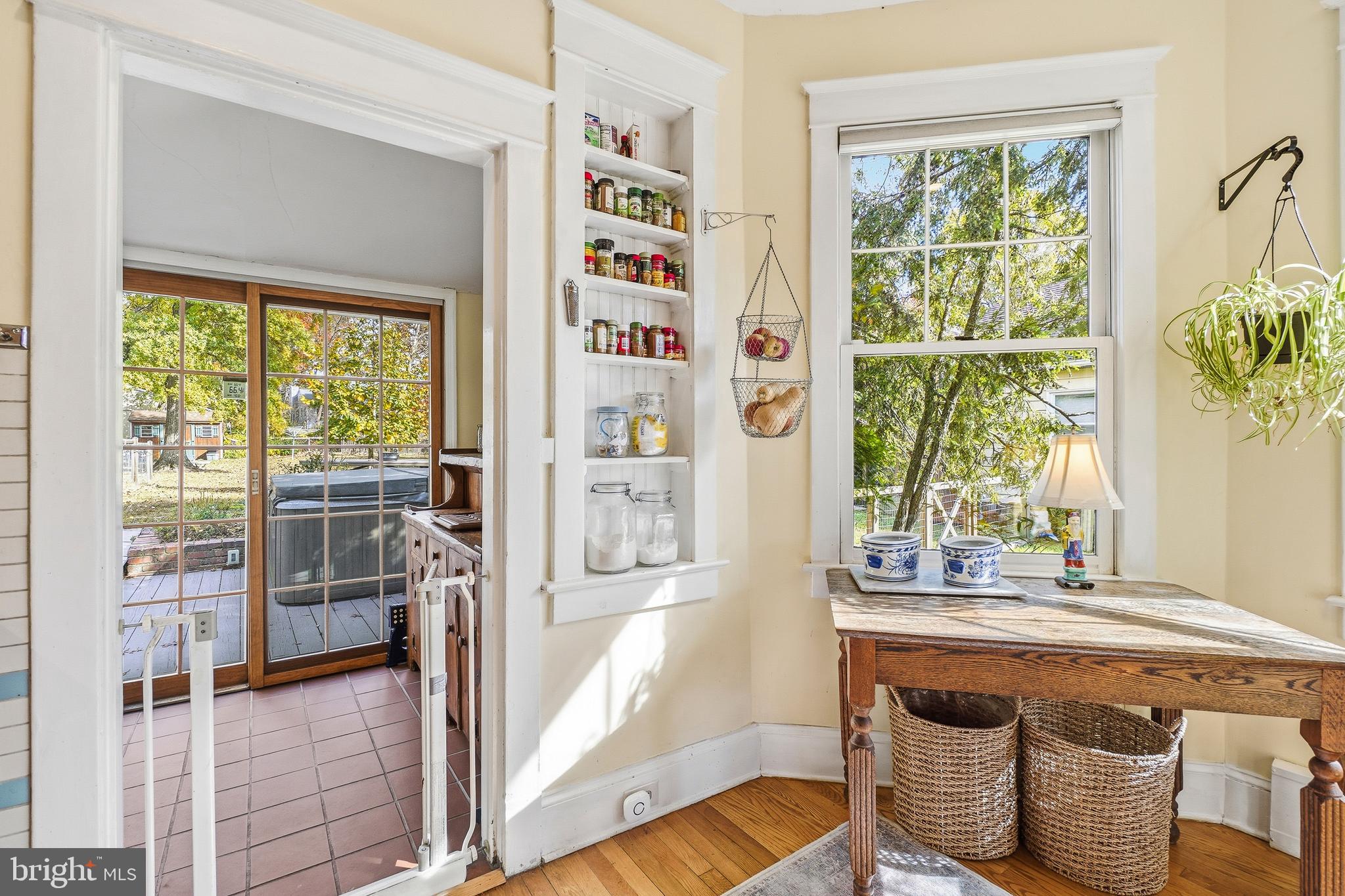 7013 SYCAMORE AVENUE