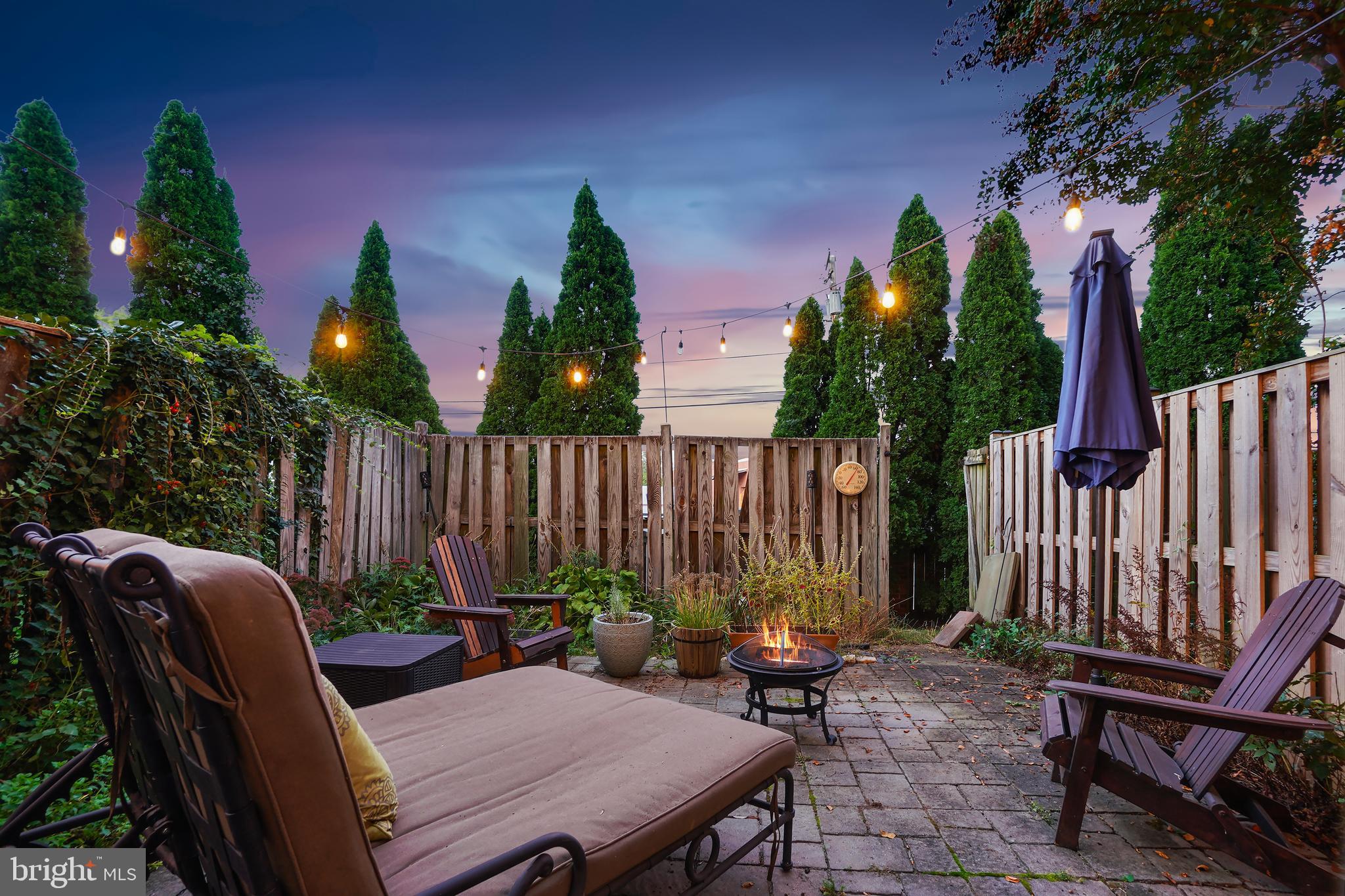 10 MARTINS SQUARE LANE